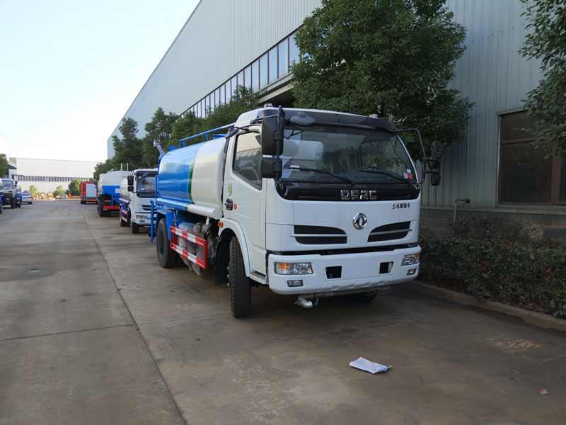 四川灑水車廠家價(jià)格 四川灑水車廠家價(jià)格