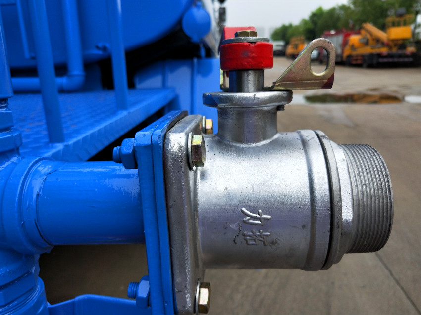 灑水車配件-灑水車消防栓加水進(jìn)水閥門 灑水車配件-灑水車消防栓加水進(jìn)水閥門