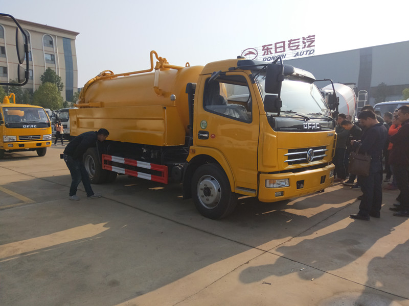 高壓清洗吸污車哪里賣-程力吸污車價格報價 高壓清洗吸污車哪里賣-程力吸污車價格報價