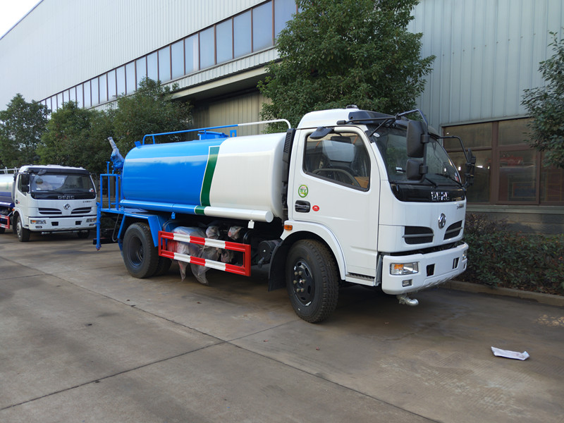 東風多利卡D7灑水車-程力灑水車多少錢-東風灑水車廠家價格報價 東風多利卡D7灑水車-程力灑水車多少錢-東風灑水車廠家價格報價