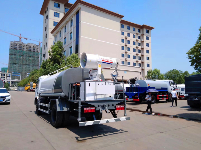 �|�L(f��ng)���𿨞�ˮ܇(ch��)���w�ݷe9.2��-��ˮ܇(ch��)-9.2����ˮ܇(ch��)�S(ch��ng)��ֱ�N(xi��o)