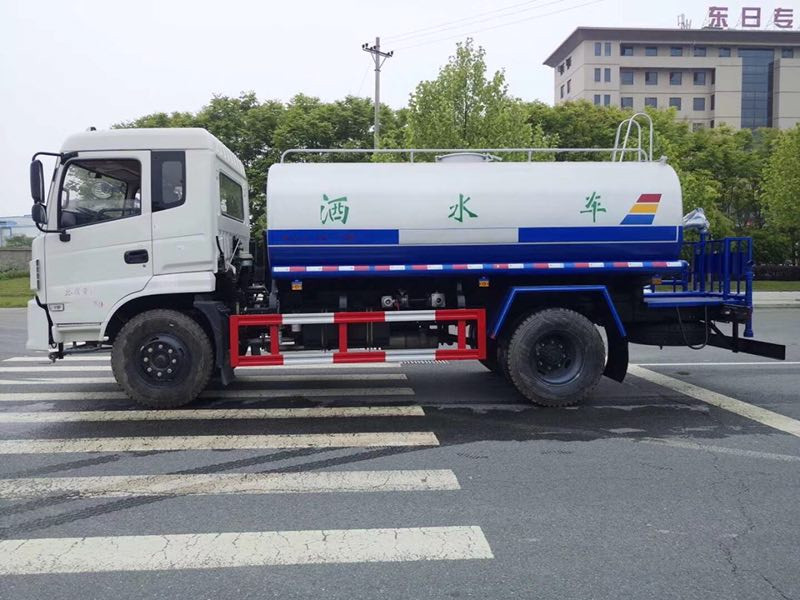 工地灑水車灑水價(jià)位-工地灑水車灑水多少錢 工地灑水車灑水價(jià)位-工地灑水車灑水多少錢